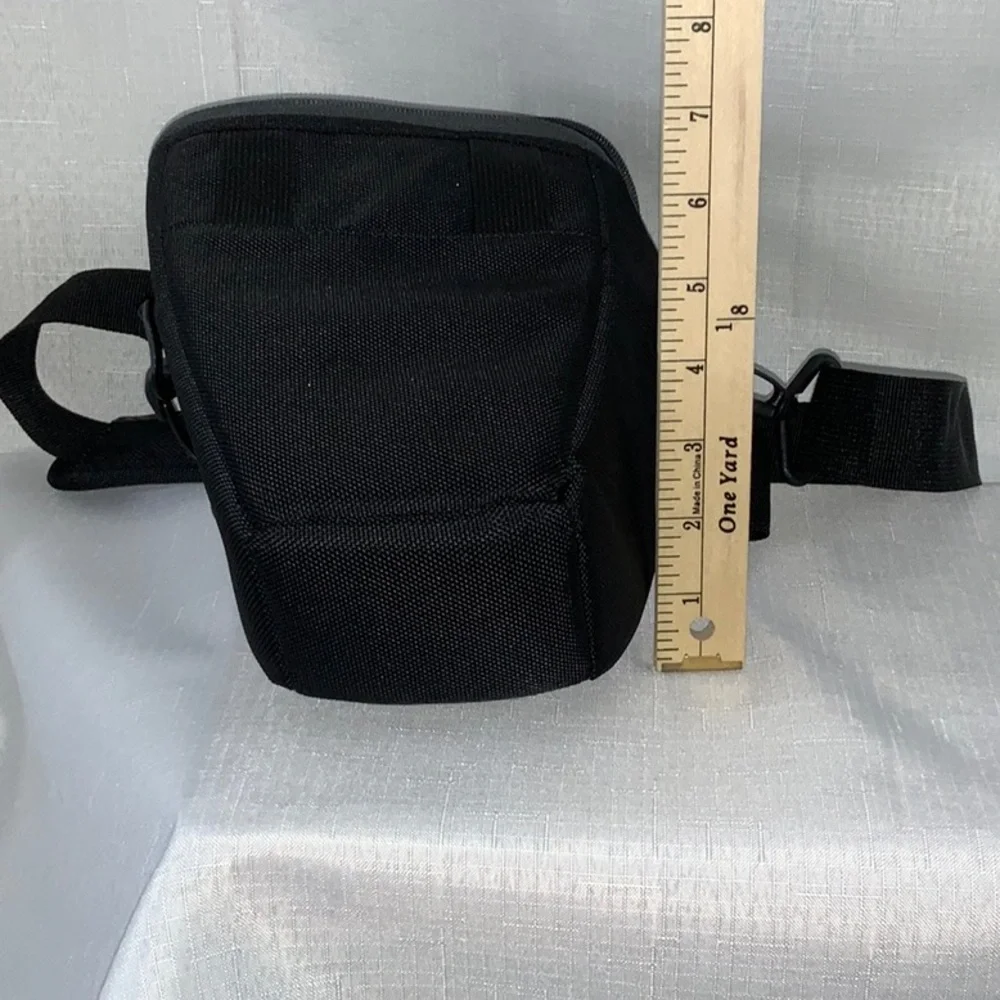 819 Manfrotto Holster Camera Case
